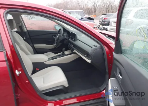 2025 Honda Accord Se from USA, damaged, VIN 1HGCY1F49SA038024